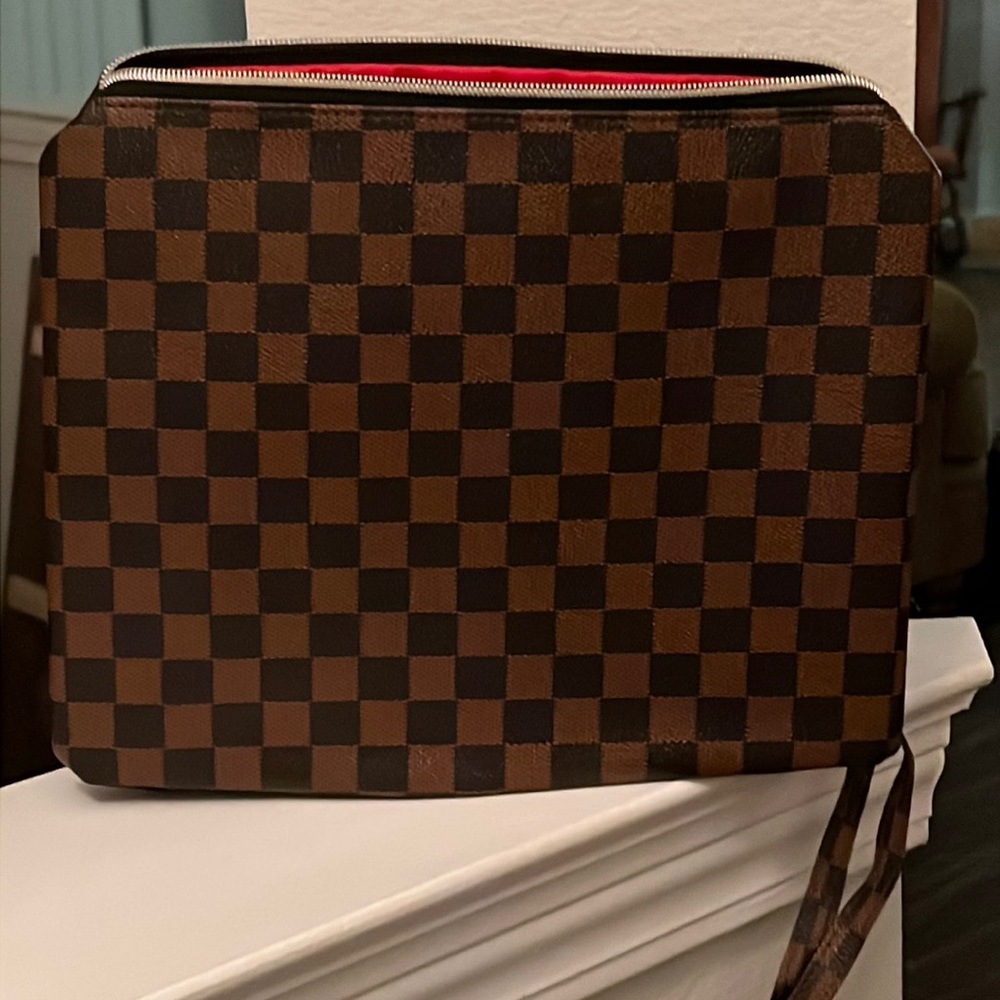 Women’s Clutch or Makeup Bag